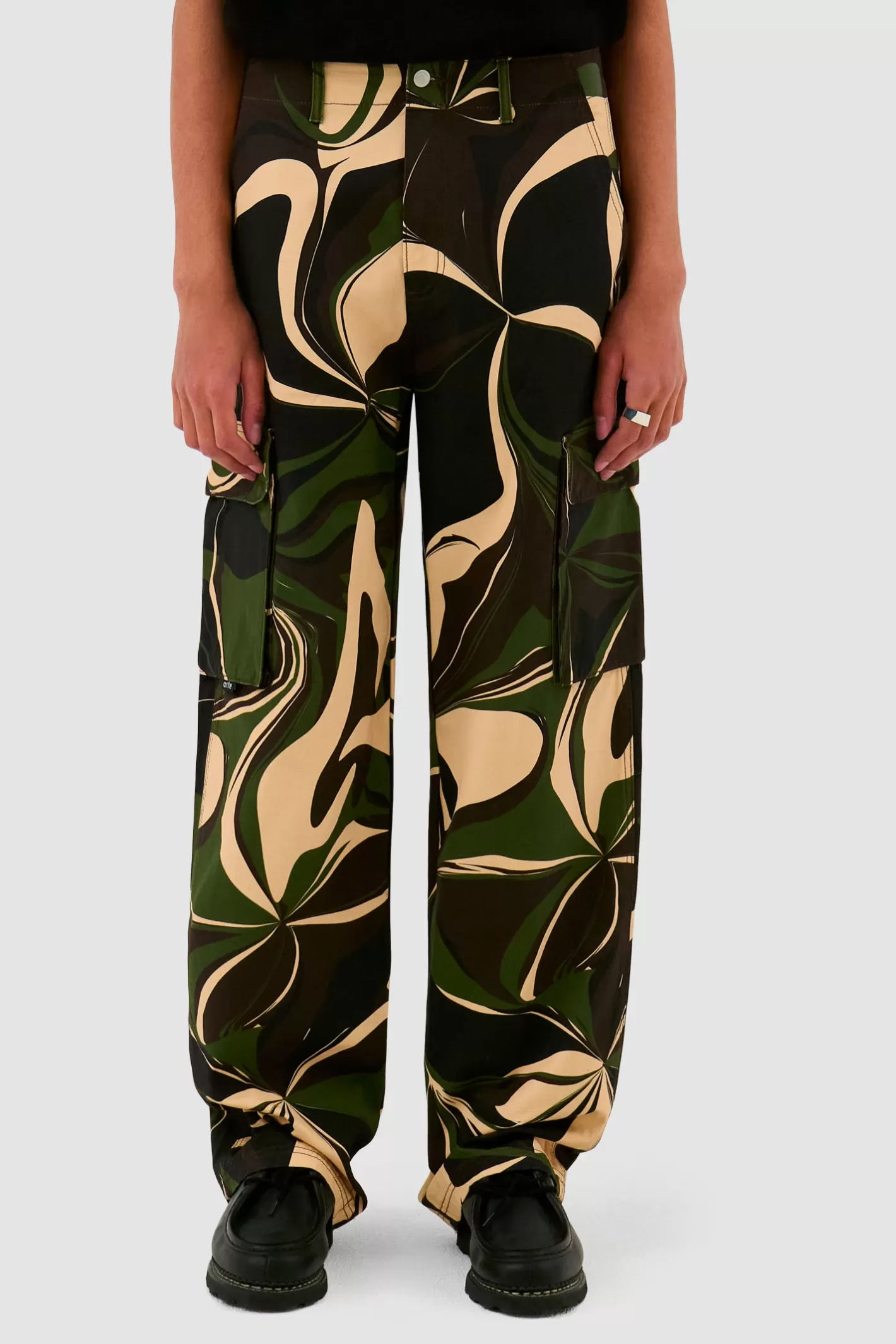 Shop Pantalon cargo camouflage - Imprimé Pantalons